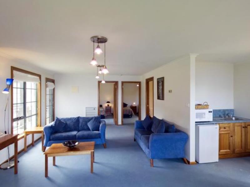Risby Cove Boutique Hotel Strahan Ngoại thất bức ảnh